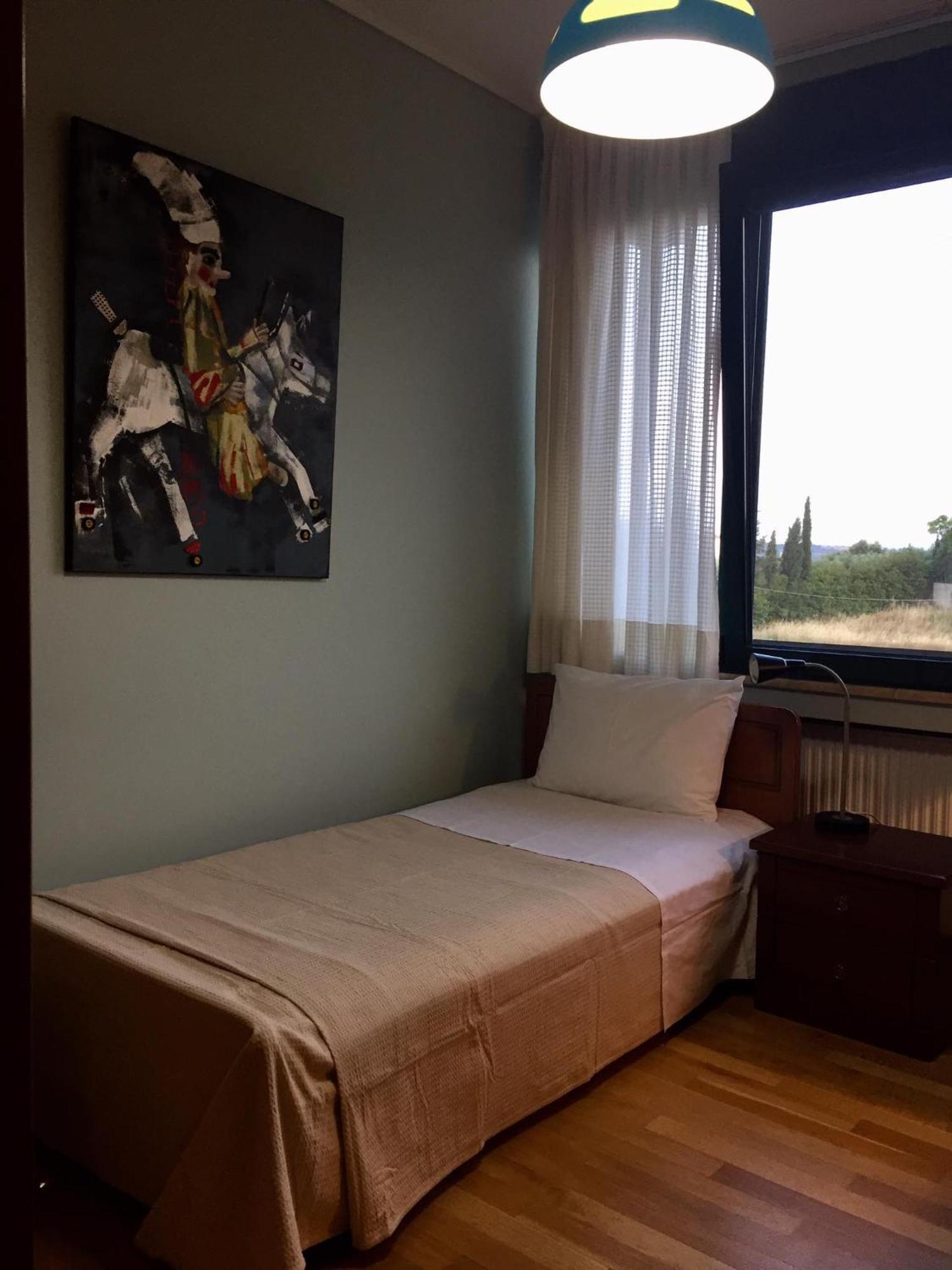 Small Apartment Near Athens Airport Pikérmion Buitenkant foto